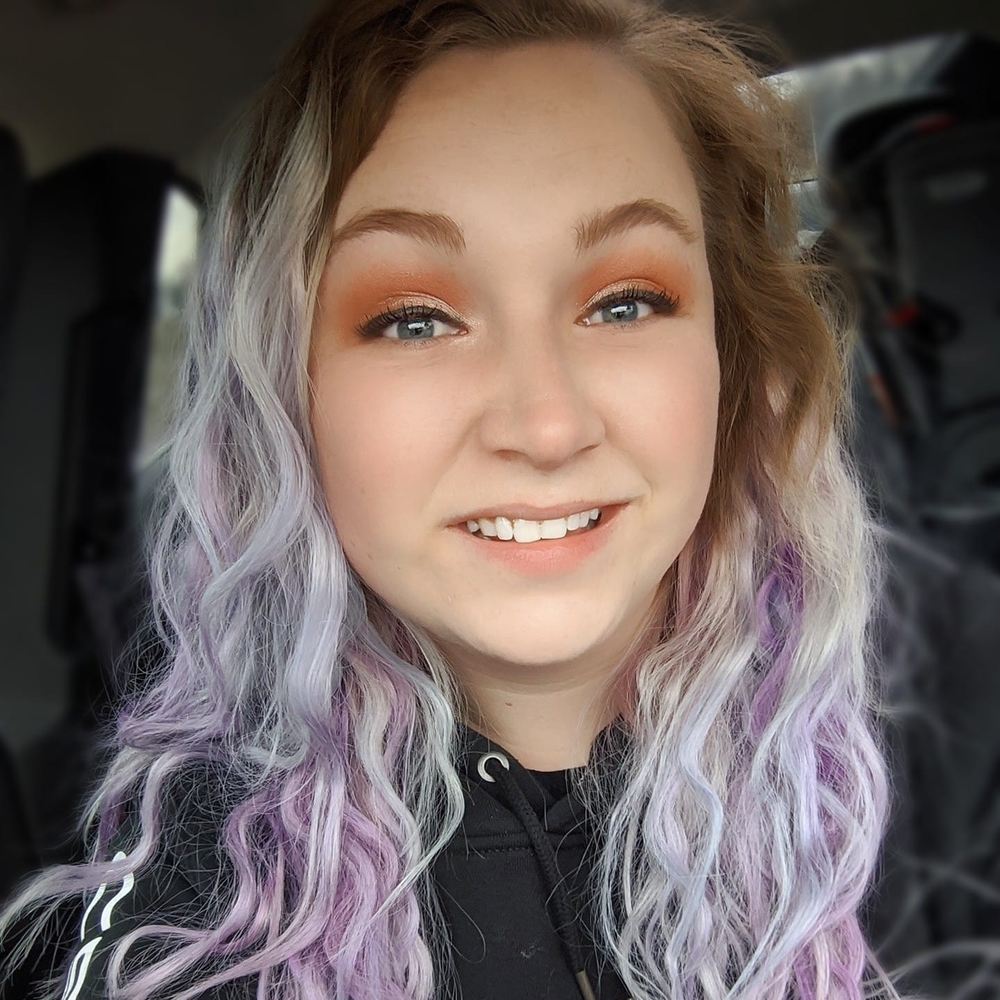 Meet your Posher, Hannah